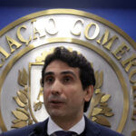 Empresa investigada esteve com representantes do governo