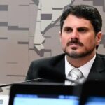 Marcos do Val tem tornozeleira eletrônica revogada