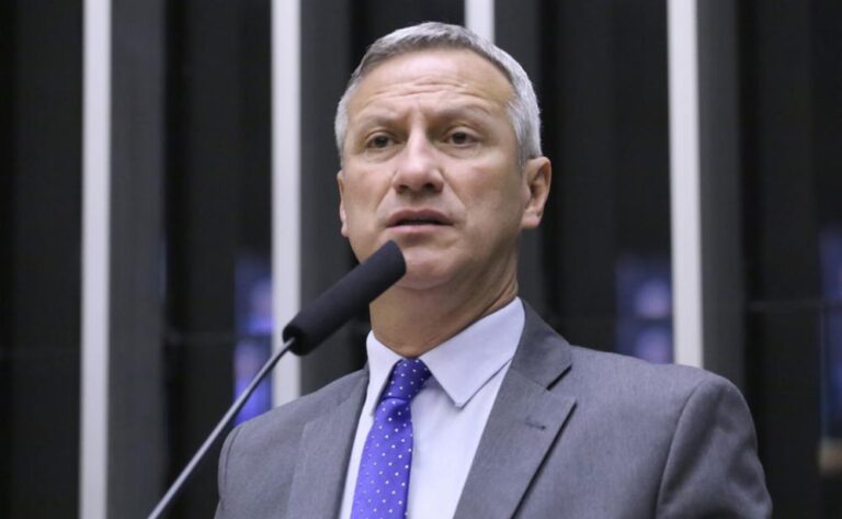 ‘Se não anistia for irrestrita, votaremos um substitutivo’