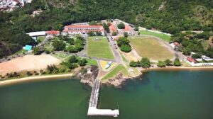 Vista aérea da Escola de Aprendizes-Marinheiros do Espírito Santo: manobras irregulares, segundo o TCU