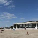Julgamento de Bolsonaro põe drones na Praça dos Três Poderes