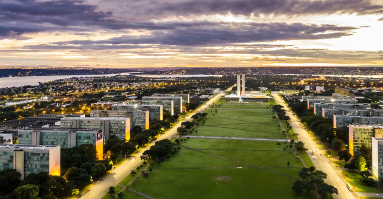 gastos com servidores no Brasil devem bater R$ 1,7 tri em 2025