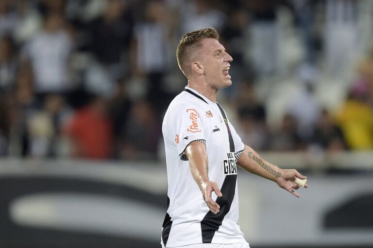 Maxi López participará de reality comandado por Wanda Nara. Confira