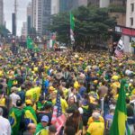 povo vai às ruas em 100 cidades; Oeste acompanha