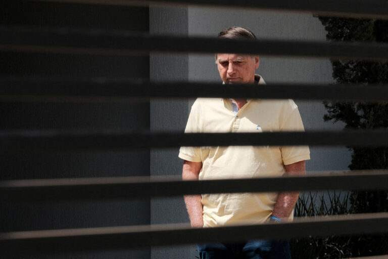 Moraes autoriza ida de Bolsonaro ao hospital