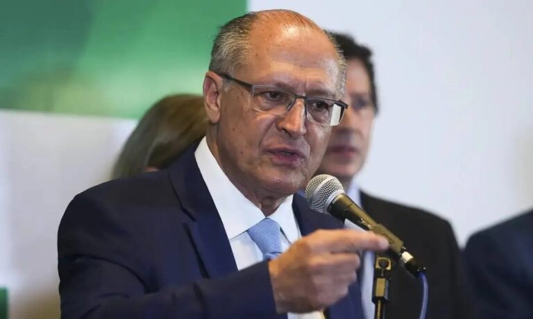 Encontro entre Lula e Trump permanece indefinido, diz Alckmin