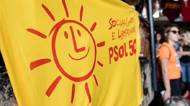 Psol tenta impedir saída de navio com aço para Israel
