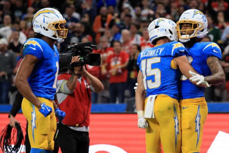 NFL: Los Angeles Chargers vencem Chiefs em jogo disputado no Brasil