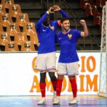 Em jogo de nove gols, França vence a Costa Rica na Copa das Nações