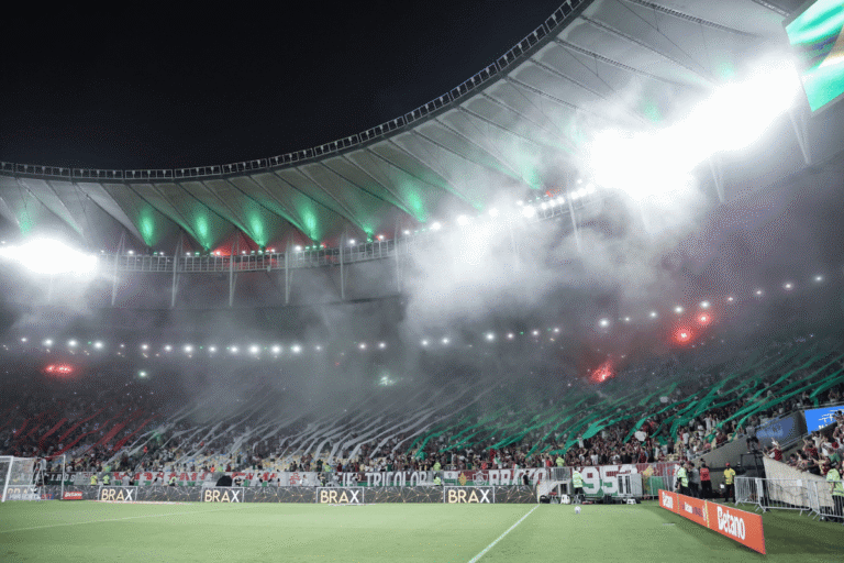Maracanã se pronuncia sobre empregado que degradou vestiário do Flu