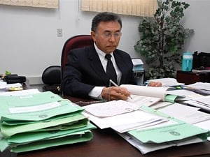 Ex-juiz que condenou Beira-Mar vive ‘preso’ e à espera escolta