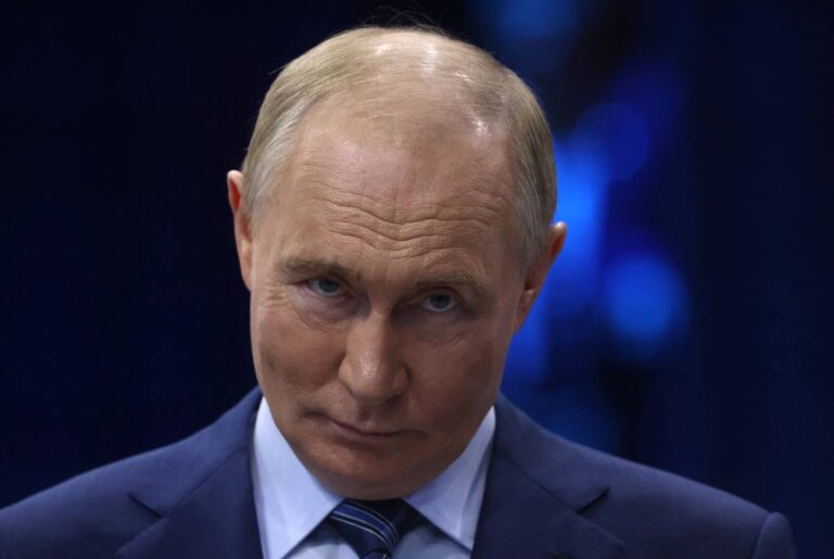 Kremlin admite pausa em negociações de paz na Ucrânia