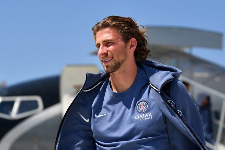 Zagueiro ucraniano pede saída de goleiro russo do elenco do PSG