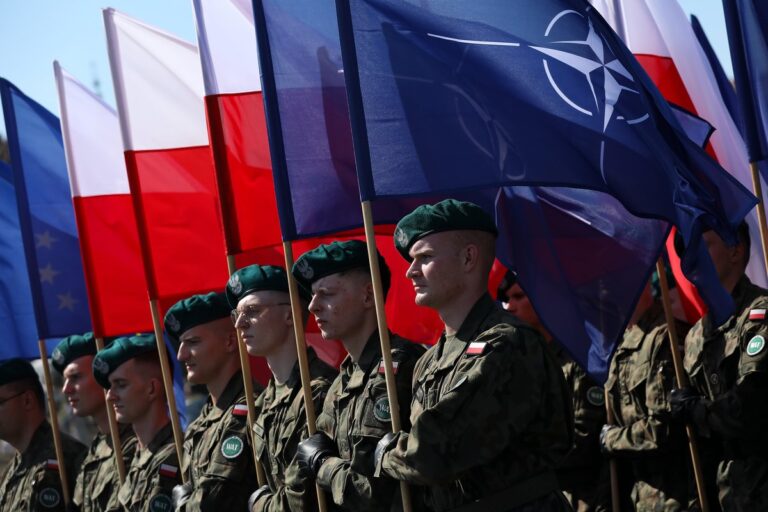 Europa vive tensão militar após drones da Rússia invadirem a Polônia