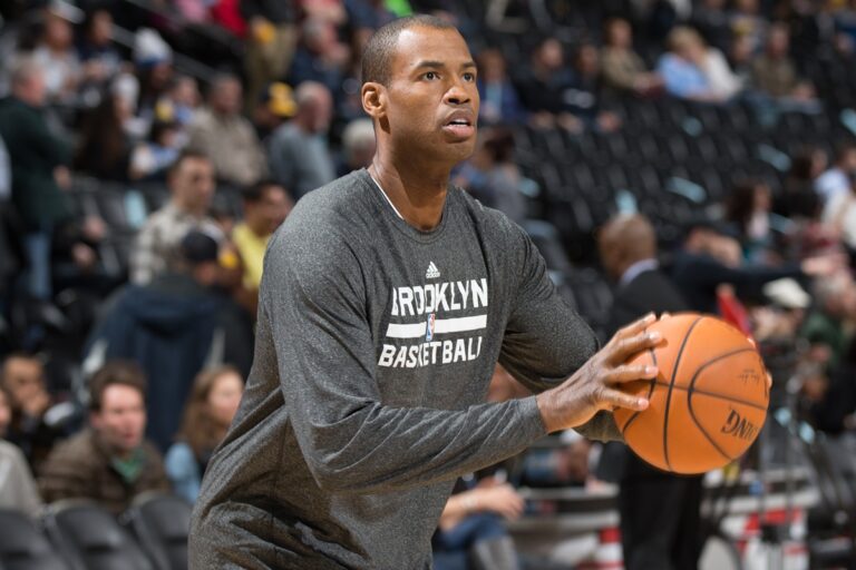 Ex-jogador da NBA Jason Collins é diagnosticado com tumor cerebral