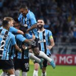 Grêmio adquire ingressos do GreNal e critica preços: “Desproporcional”