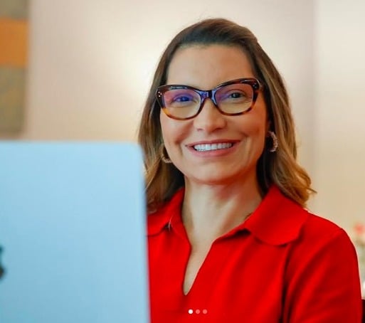 ‘Socialista de Macbook’, dizem redes sociais, sobre Janja nos EUA