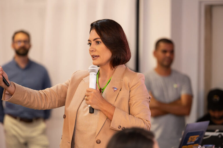 ‘Mais um capítulo de ficção’, diz Michelle sobre julgamento no STF