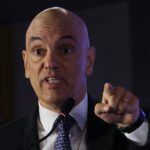 Moraes sugere que defesas de réus agem de má-fé