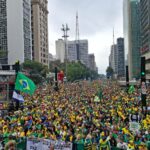manifestantes gritam ‘fora, Moraes’ na Avenida Paulista
