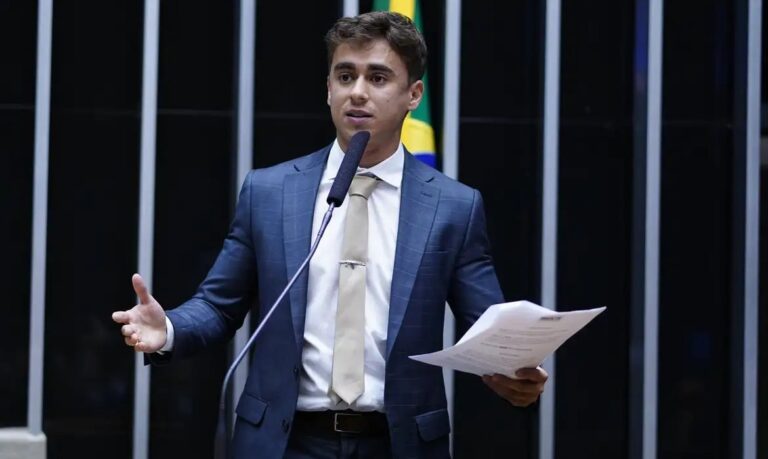 Estudante de Direito que ameaçou Nikolas é demitido