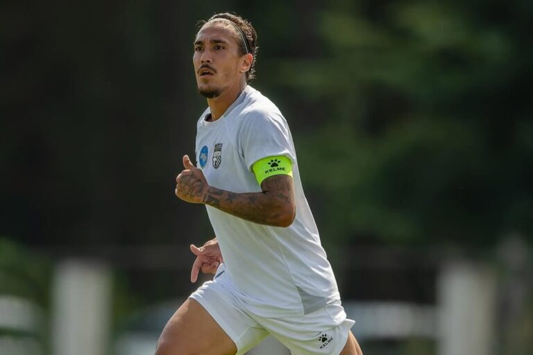 Jogando na Ucrânia, filho de Romário diz ter se acostumado com guerra