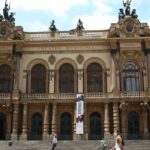 Theatro Municipal demite funcionário que zombou da morte de Kirk