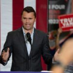 Câmara dos EUA aprova resolução que homenageia Charlie Kirk