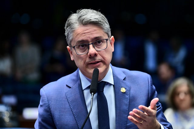 Relator recomenda rejeição da PEC da Blindagem