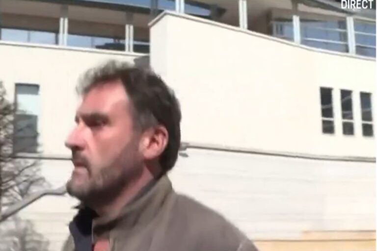 França julga médico acusado de envenenar 30 pacientes
