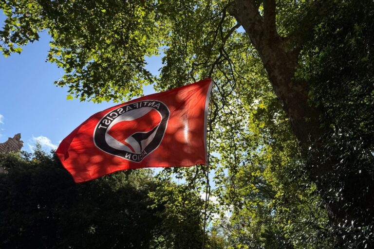 O que é o movimento Antifa, que está na mira de Trump?