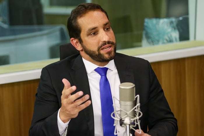 ex-chefe tentou obstruir PF, afirma Nunes Marques