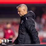 Crespo mira Brasileirão após eliminação para LDU: “Nova oportunidade”
