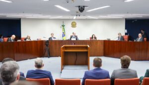 cristiano zanin - 1 turma do stf - julgamento de bolsonaro