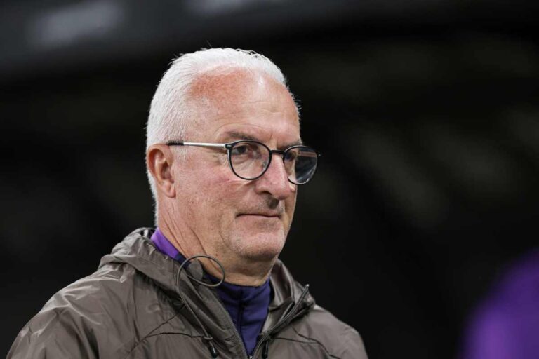 Dorival Júnior destaca concorrência entre Gui Negão e Yuri Alberto