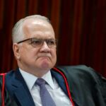 Fachin entrega convite de posse a Lula nesta terça-feira, 16