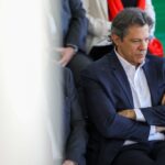 Haddad não comparece ao desfile