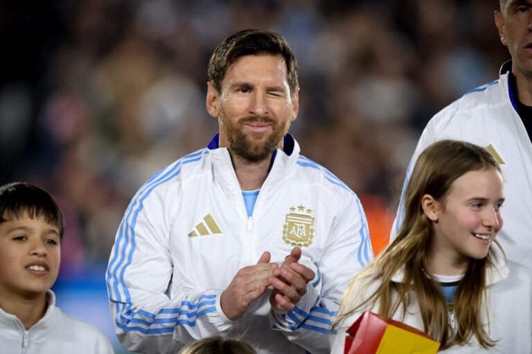 Adeus: Messi fará última partida em solo argentino nesta quinta-feira