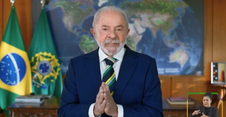 Lula fala em soberania e ataca opositores: ‘Traidores da pátria’