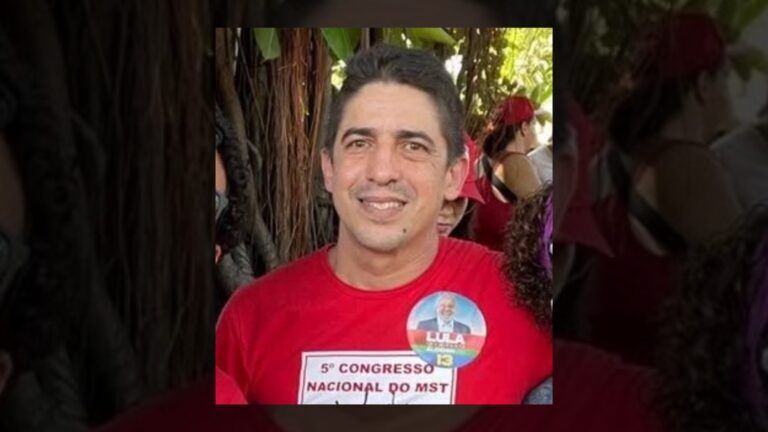 EUA cancelam visto de brasileiro que zombou de Kirk