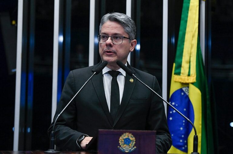 Alessandro Vieira será o relator na CCJ