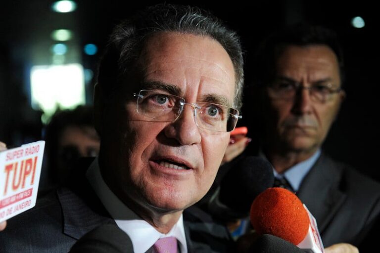Renan Calheiros apresenta nova proposta