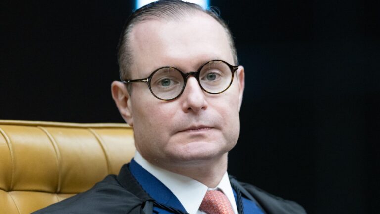 STF nega exigência de aval legislativo para buscas no Congresso