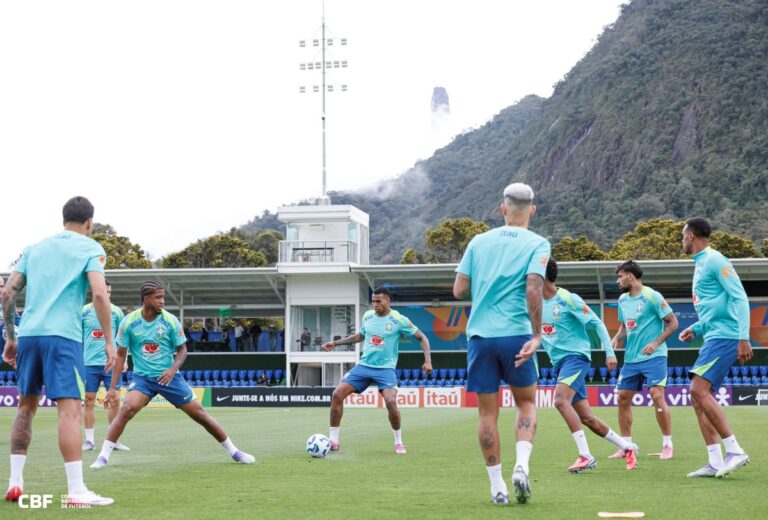 Vídeo: Seleção faz último treino antes de encarar o Chile no Maracanã