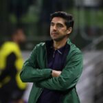 Abel exalta Vitor Roque e cita Seleção: “Se precisar, pode levar”