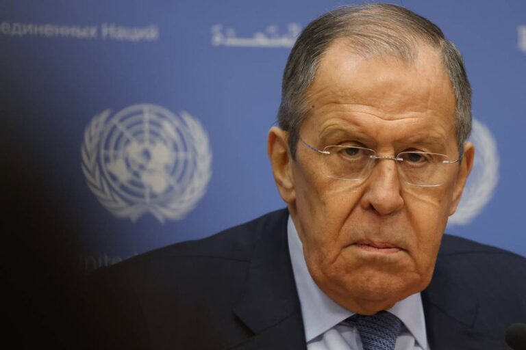 Lavrov sinaliza negociações estratégicas entre Rússia, EUA e China
