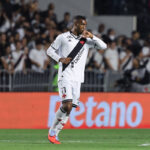 Jornal português coloca Rayan, do Vasco, como “novo Hulk”. Confira