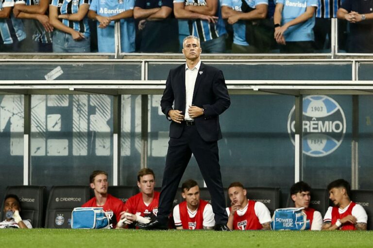 Hernán Crespo vê derrota para o Grêmio como merecida