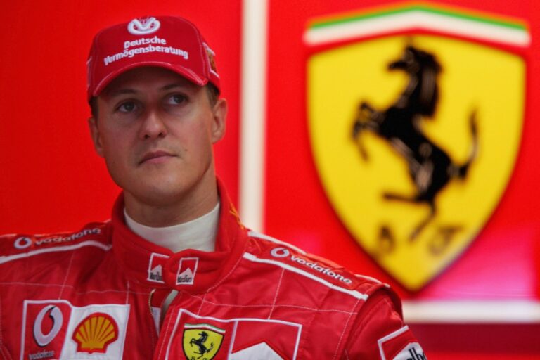 Michael Schumacher apresenta sinais de evolução, diz jornal