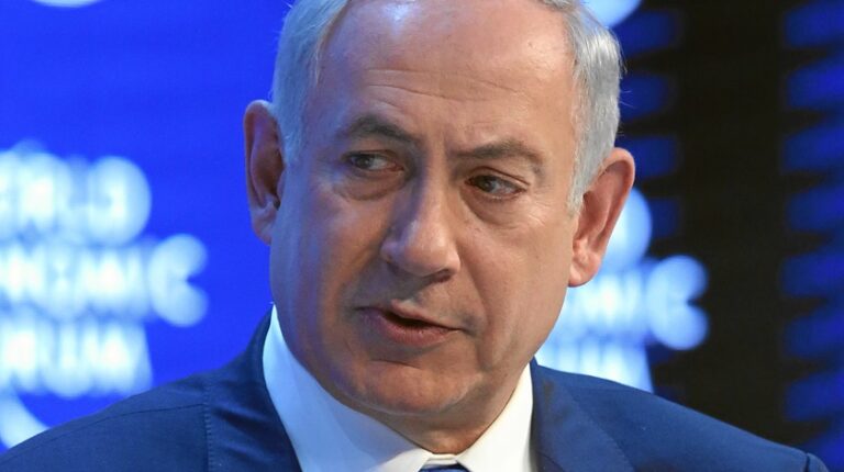 Entrega de reféns em Gaza será na manhã de segunda-feira, diz Israel